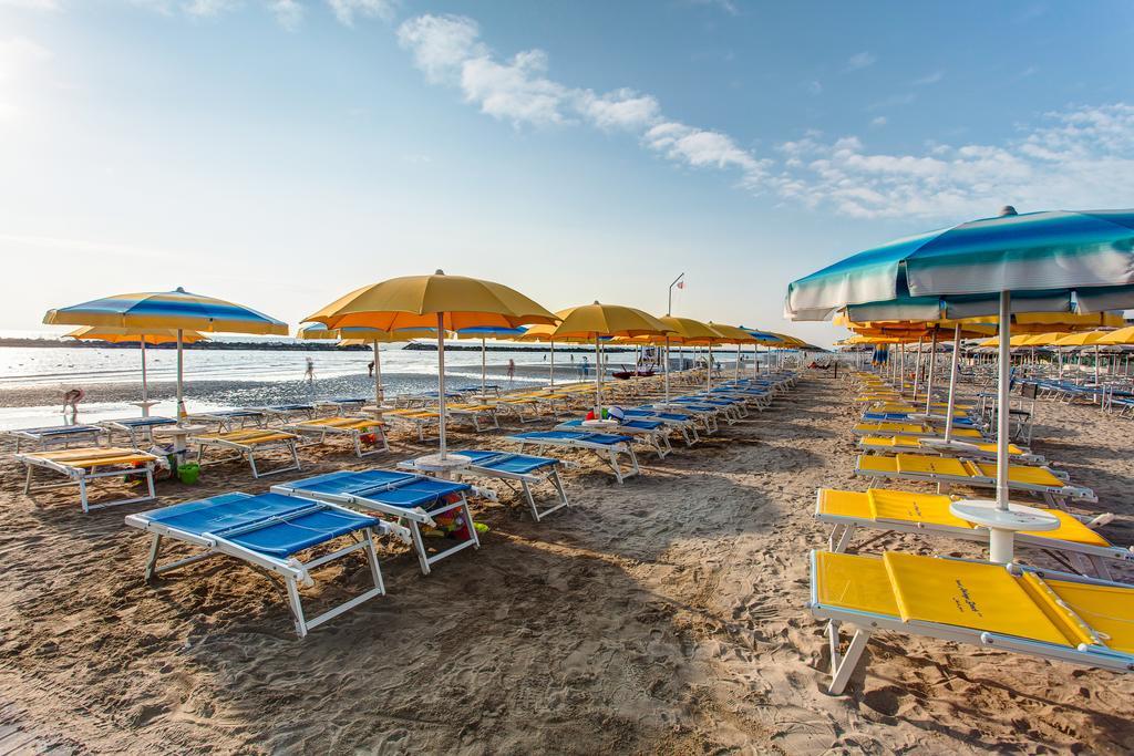 Hotel Asiago Beach ليدو دي سافيو المظهر الخارجي الصورة
