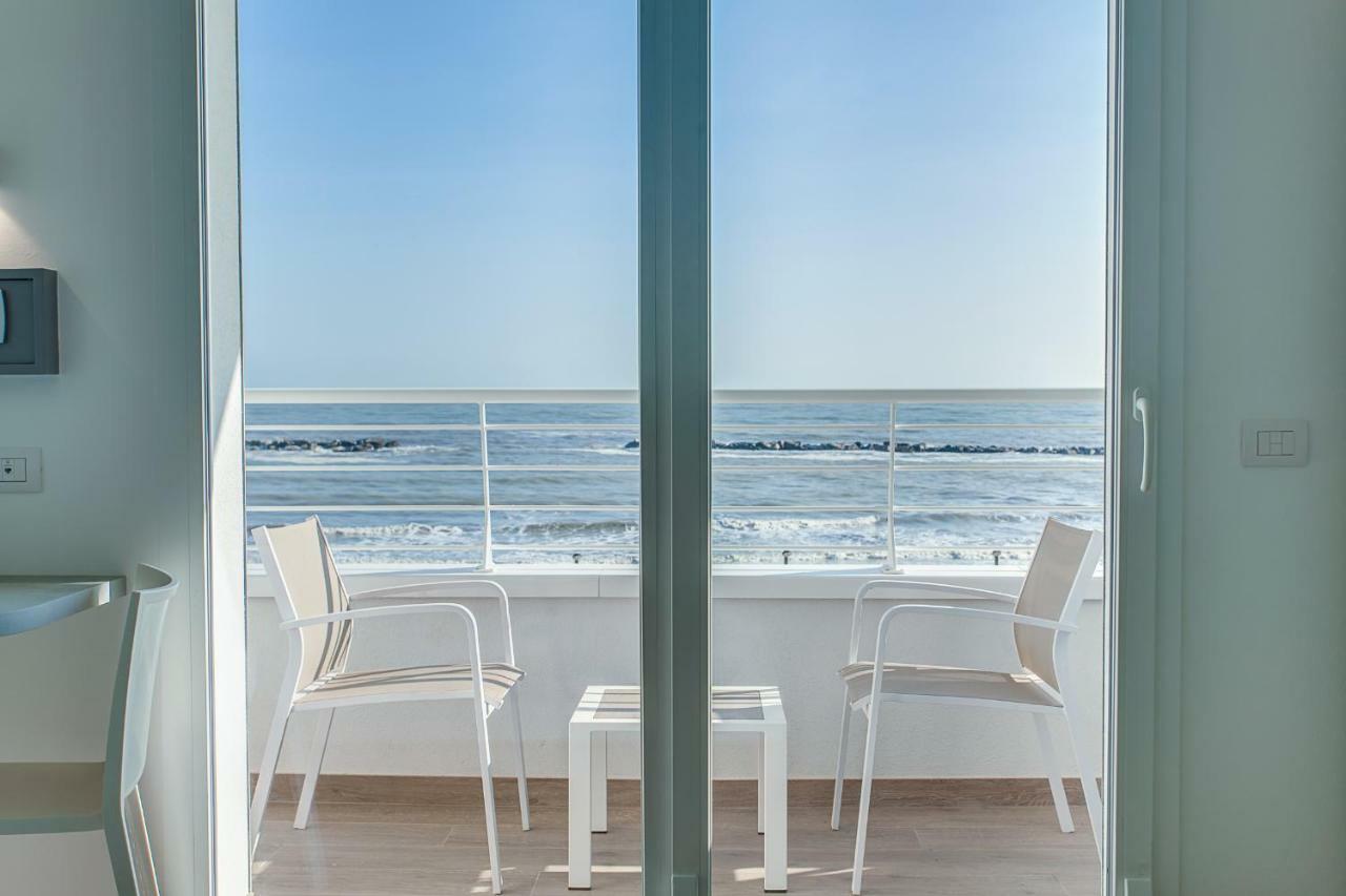 Hotel Asiago Beach ليدو دي سافيو المظهر الخارجي الصورة